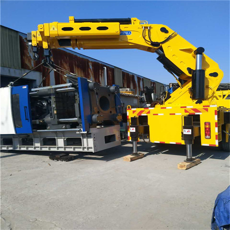 淮南田家庵 大吨位折臂吊出租费用解析：一小时租赁多少钱