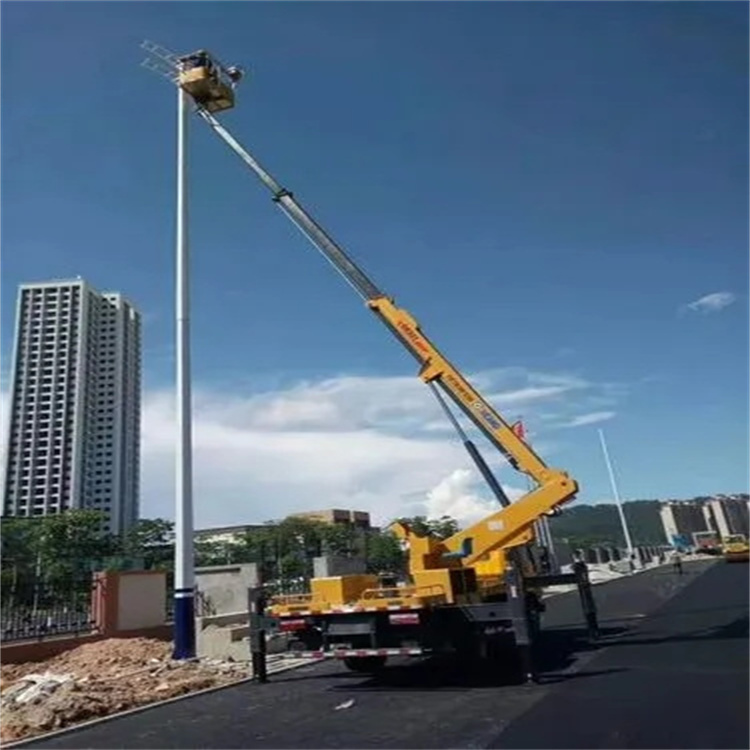 淮南田家庵维修路灯的曲臂升降车出租